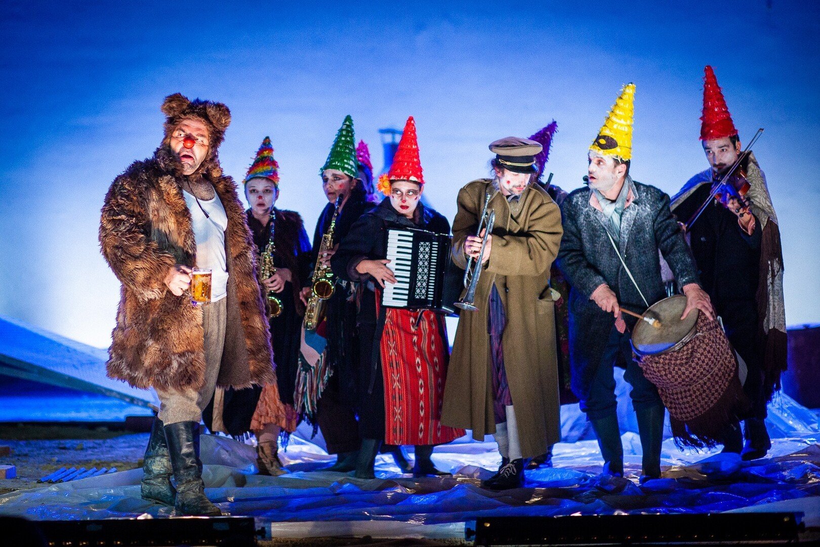 Dale carnavalului regia Silviu Purcărete foto credit TNRS Zoltan Rab