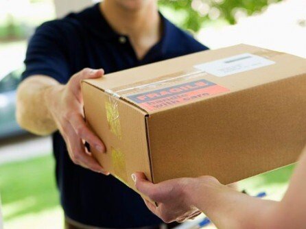 cum sa trimiti in siguranta colete din germania in romania