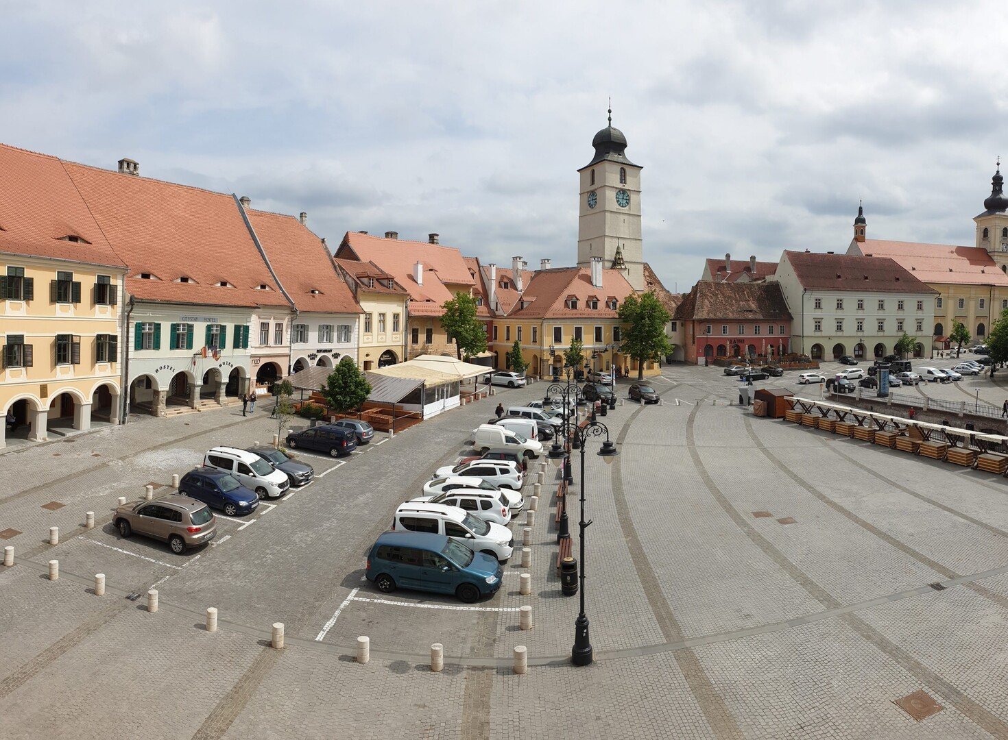 Piata Mica prezent scaled