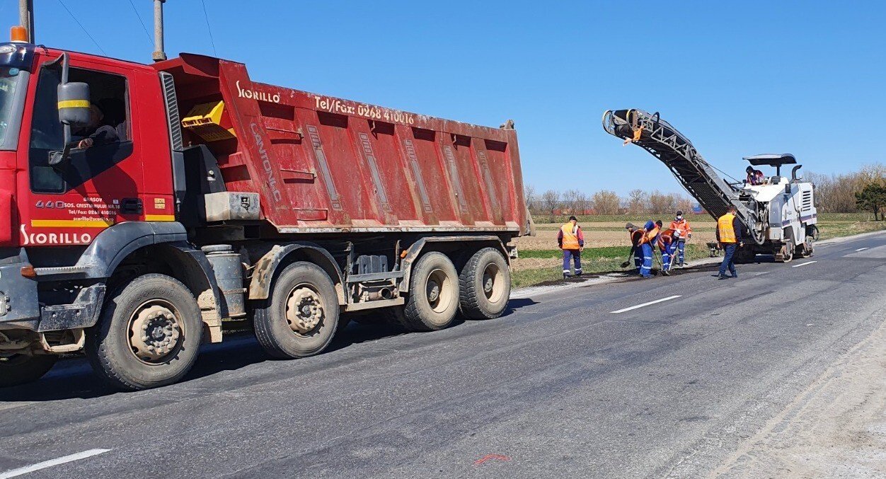 WhatsApp Image    at