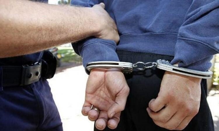 08scandal_sutesti.jpg scandal sutesti