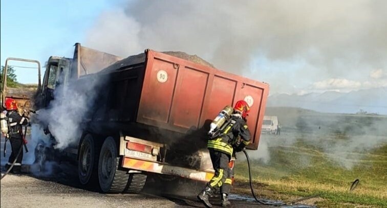 img_20200828_1911391005670141485048974.jpg img