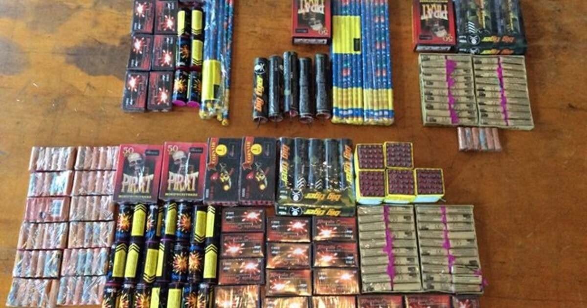 poza-petarde.jpg poza petarde