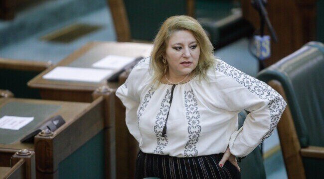 Diana-Sosoaca Diana Sosoaca