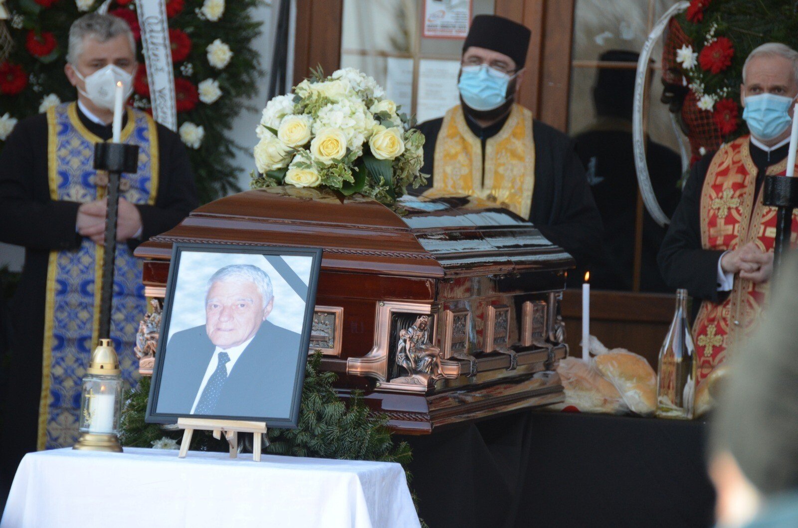 WhatsApp Image    at