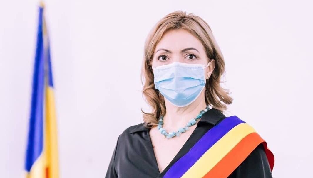 georgeta posa porumbacu e