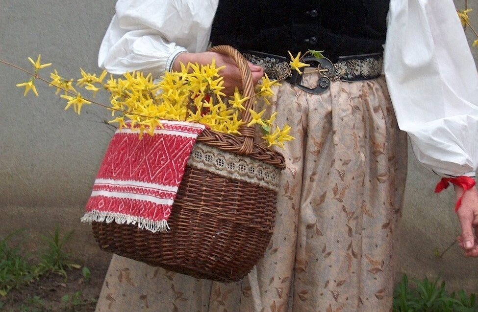 muzeul-astra_paste-catolic-26623933863687140783..jpg muzeul astra paste catolic