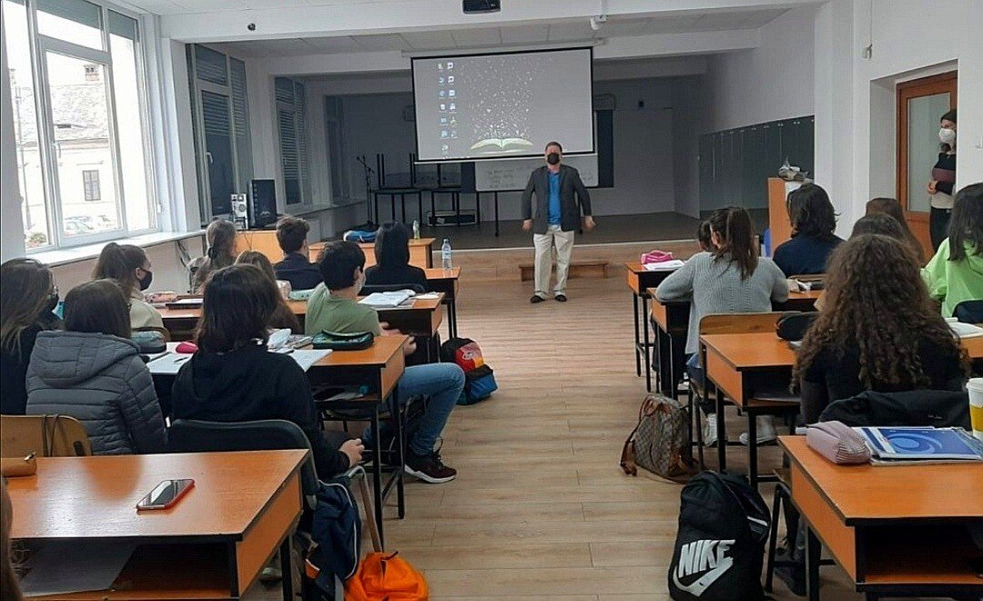 Screenshot_20210531_192054.jpg Screenshot