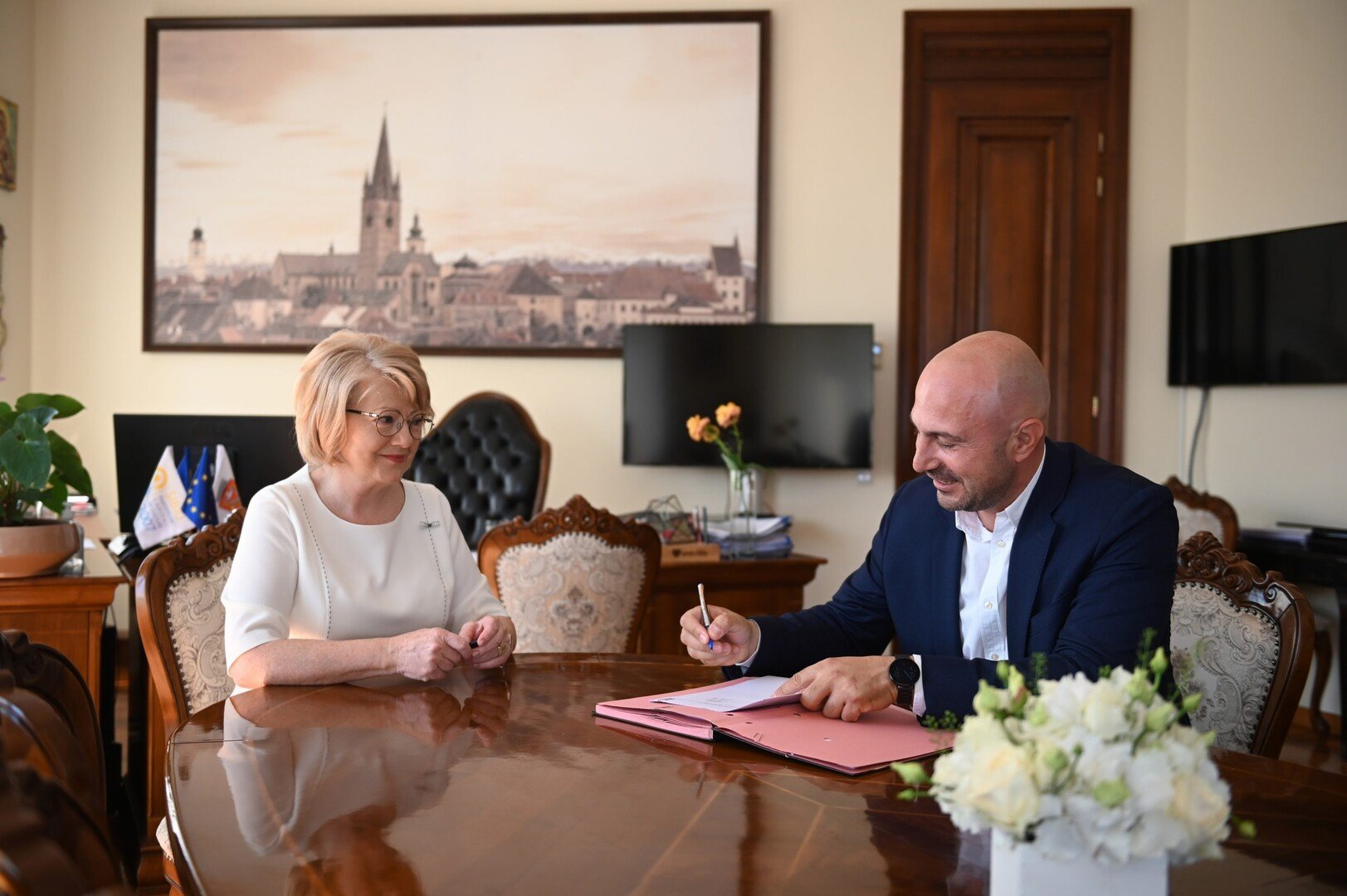 1623396290937_2.jpg scaled