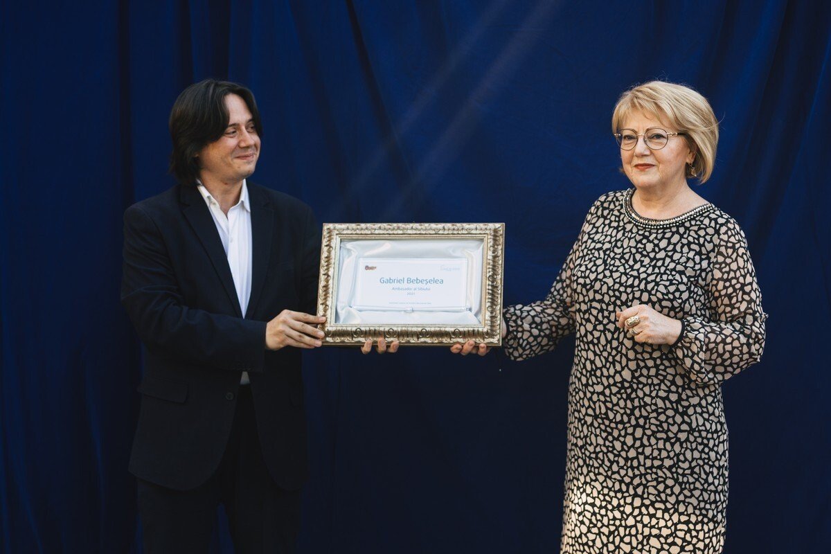 Gala-AIOS_credit-foto-Rares-Helici_2.jpg Gala AIOS credit foto Rares Helici