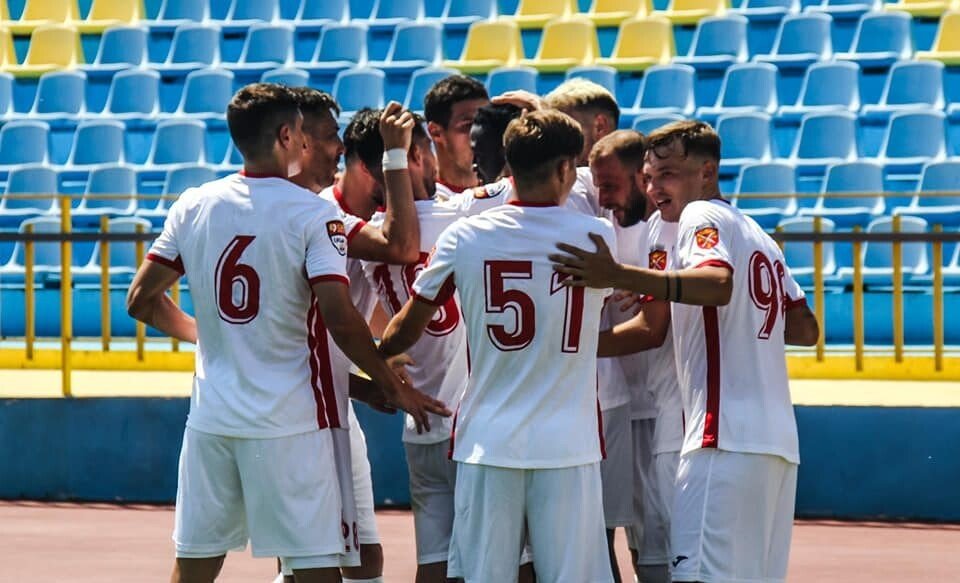 Poza de grup Poza de grup e