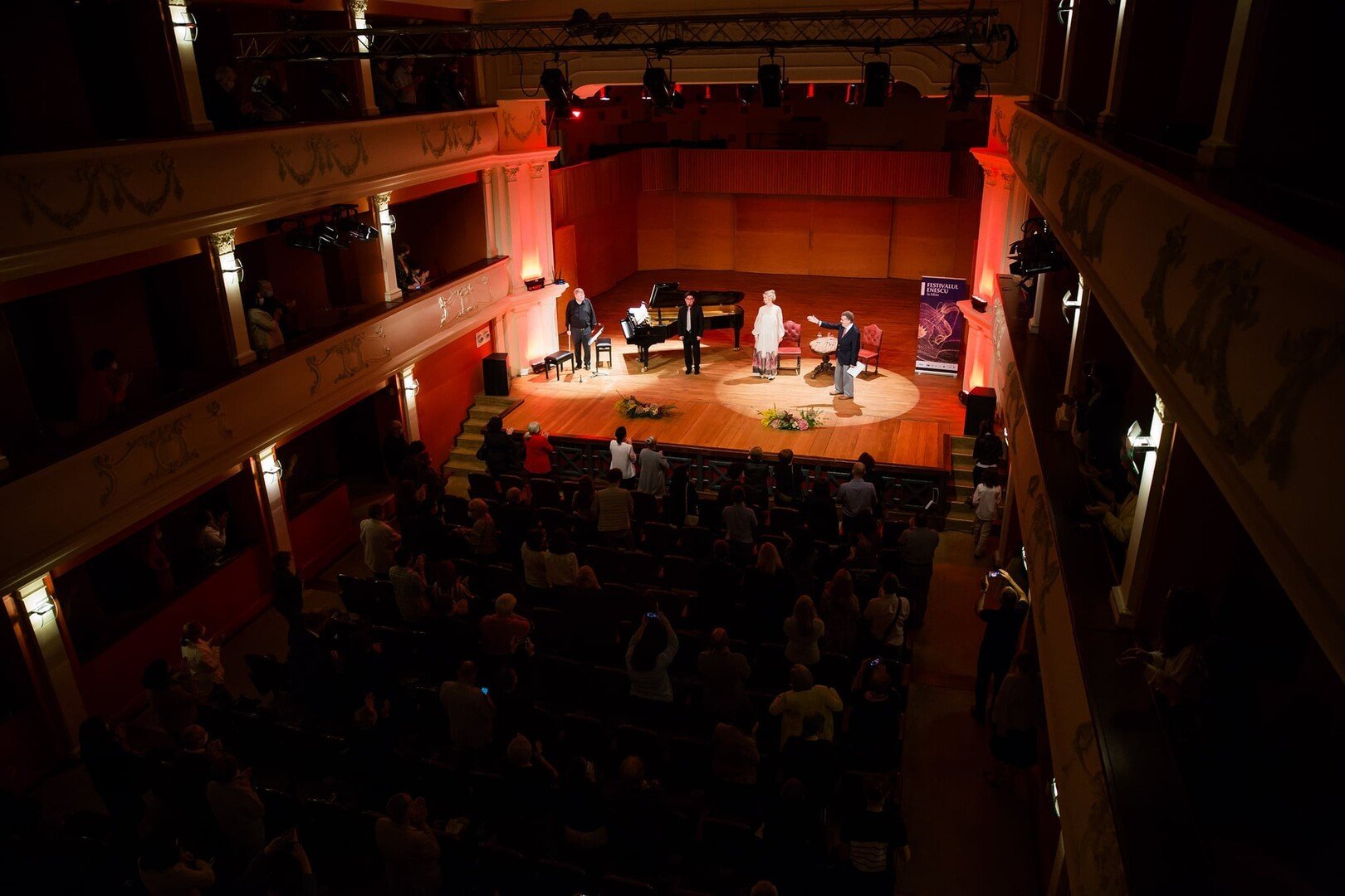 Robert-Powell.jpeg Robert Powell