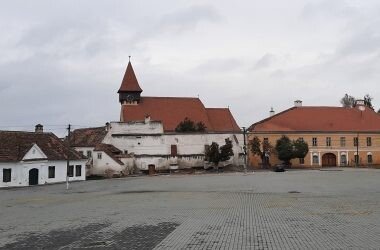 Parcul fotovoltaic din Miercurea Sibiului, întârziat de o contestație în instanță