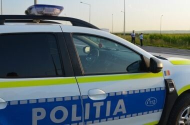 Dosar penal pentru un motociclist depistat în trafic cu un vehicul neînmatriculat!