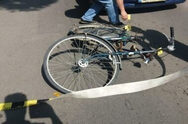 Știri din Sibiu, actualitate locală și ultimele noutăți din județ Accident pe strada Bâlea din Sibiu. Un biciclist a ajuns la spital