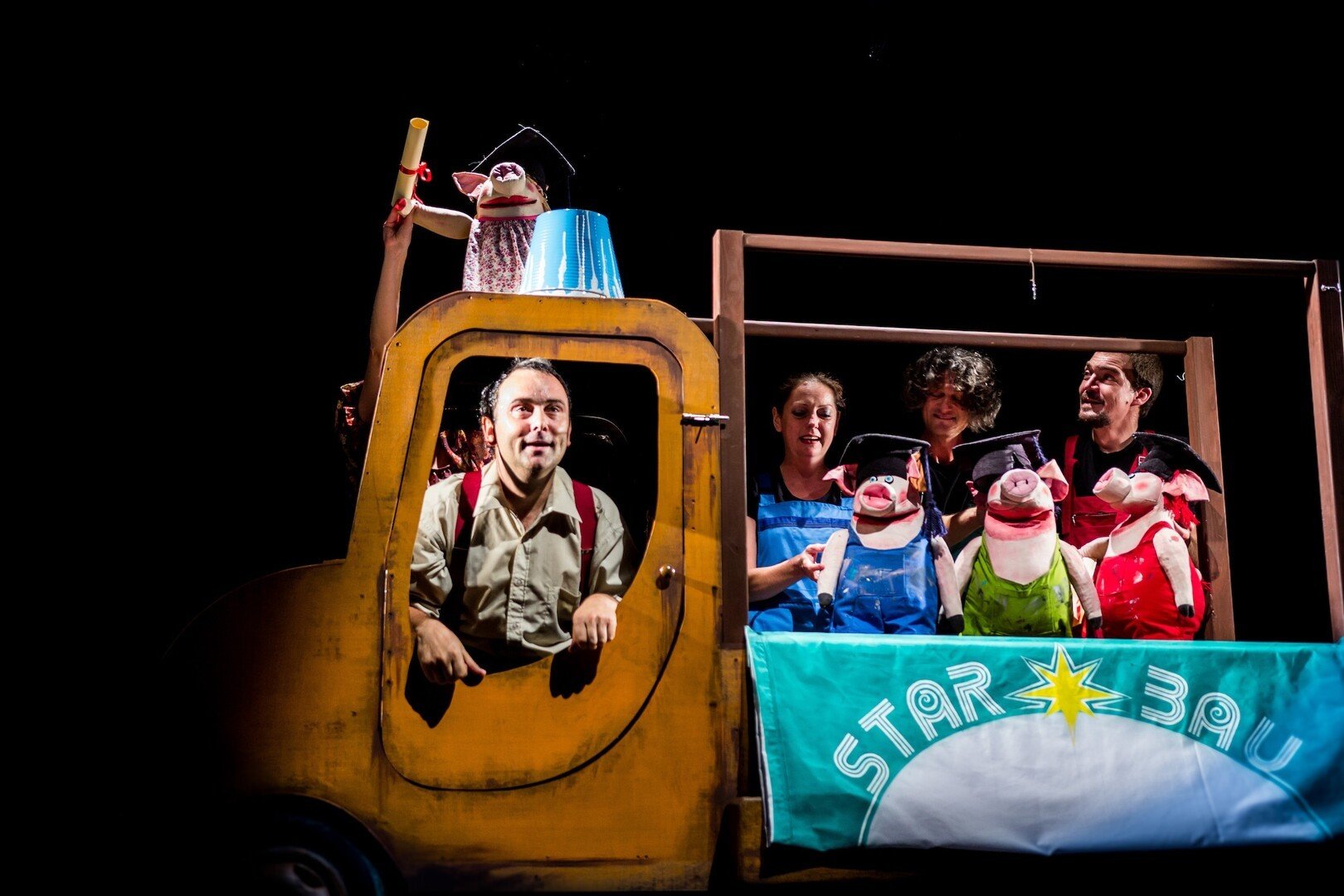 foto premiera die drei schweinchen die eigentlich vier sind Catalina Draghici