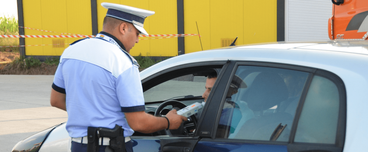 Șofer prins pentru conducere sub influența alcoolului lângă Tălmaciu, Racovița