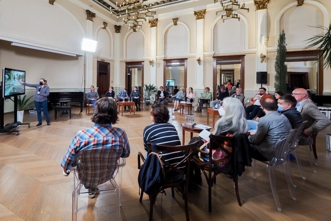 Dezbatere-profesionala-AIOS Dezbatere-profesionala-AIOS_4