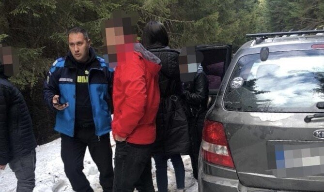 Turiști salvați Turiști salvați