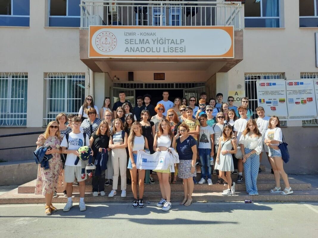 79F68A17-9856-42A9-8A80-27AAB6DBEF4B