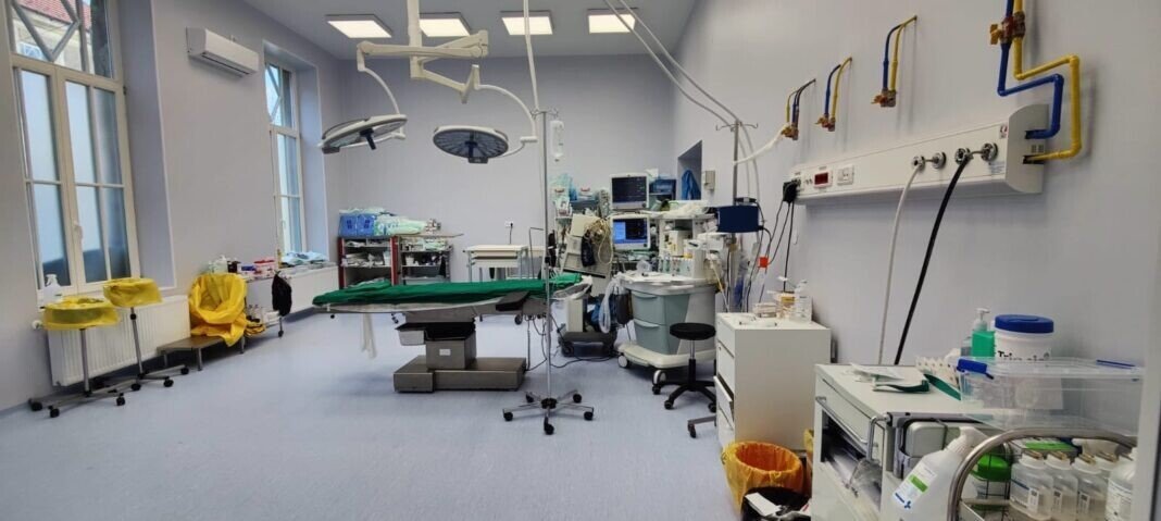 C741679B-8E60-48C5-8946-9FF53608678D