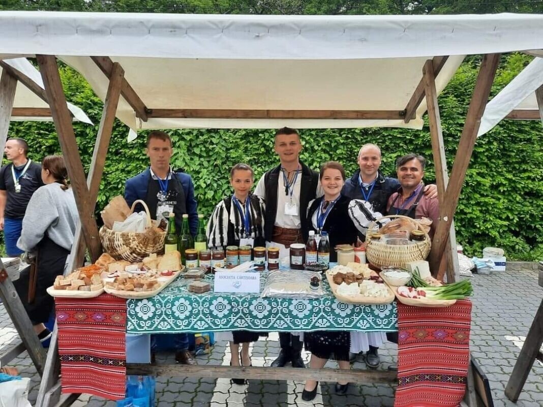 WhatsApp-Image-2022-10-12-at-15.42.24