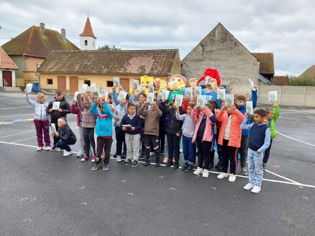 0FFFE5E9-78DC-4AB3-A5C7-635558A9198F