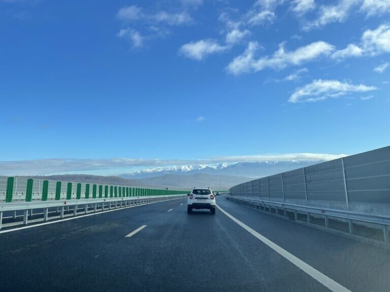 Știri din Sibiu, actualitate locală și ultimele noutăți din județ Scandal în ziua închiderii A1 Sibiu–Boița. Horațiu Cosma spune că restricția putea fi evitată, Cristian Pistol îl acuză de manipulare