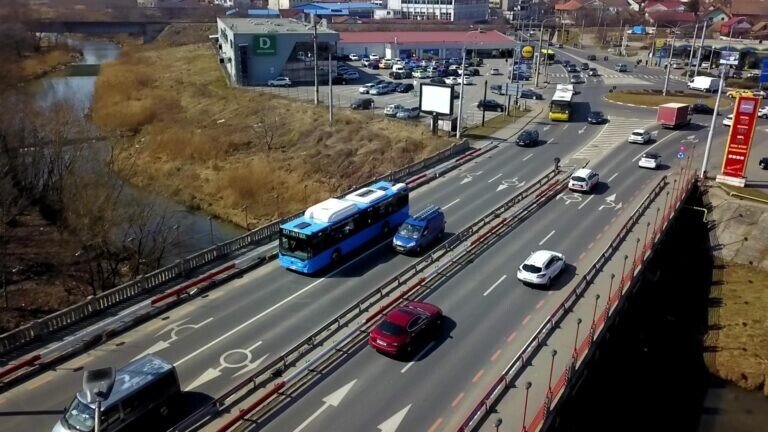 Șoseaua Alba Iulia se închide două nopți pentru asfaltare. Traficul și autobuzele Tursib vor fi deviate