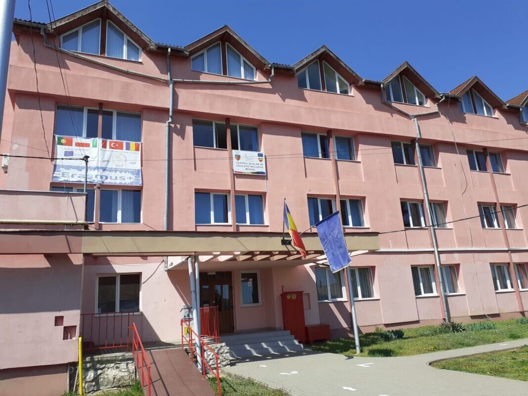 AB686374-B8EE-4FA6-94D3-0D5460DF987E