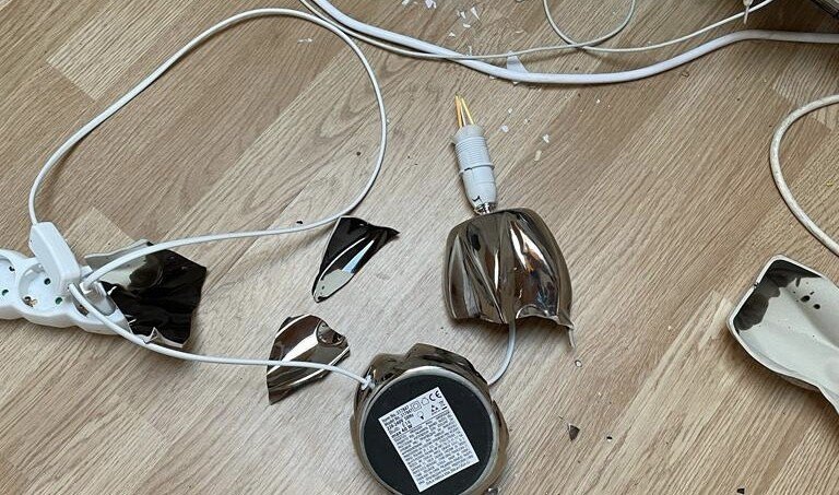 98413268-d948-4b27-8a1d-7eabe589d3a3