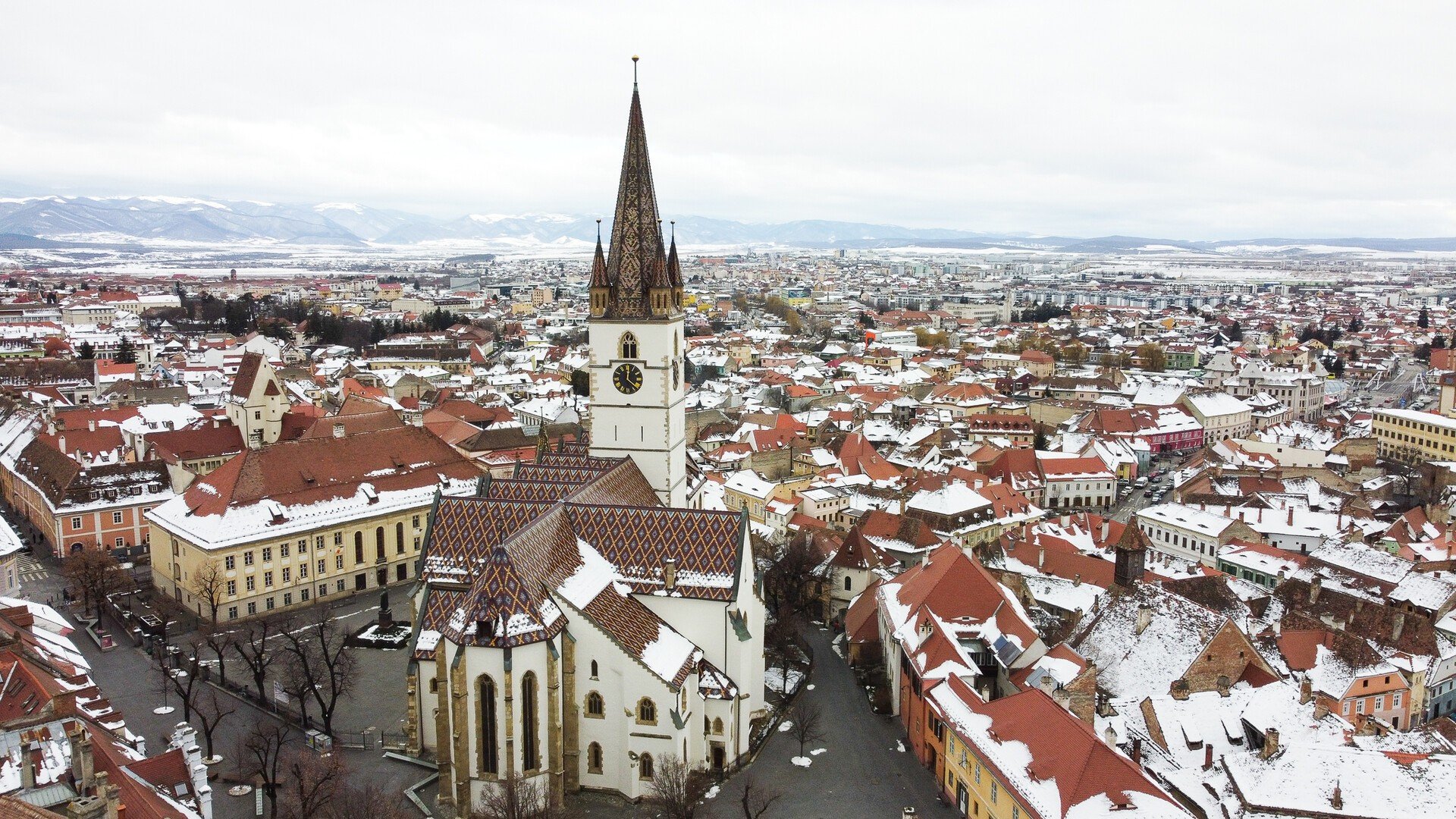 Primăvara își face simțită prezența: Vremea se încălzește în județul Sibiu, dar gerul persistă noaptea