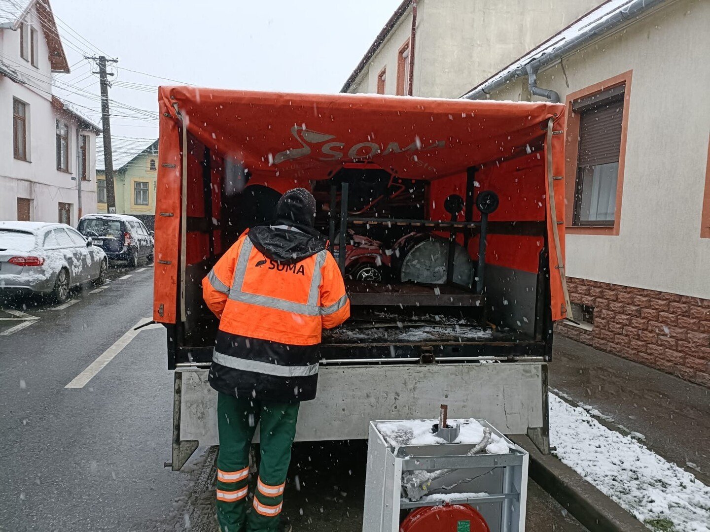 Campanie gratuită de colectare deșeuri voluminoase și echpamente electronice și electrice în Sibiu. Vezi PROGRAMUL