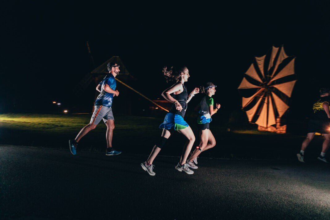 night-cross-Andrei-Balasan-206