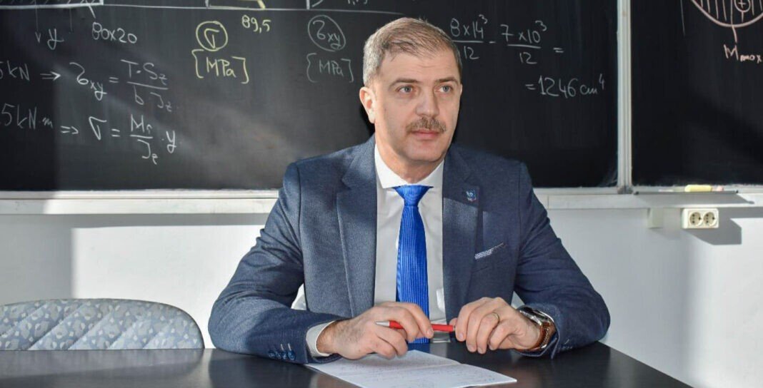 prof-Adrian-Pascu