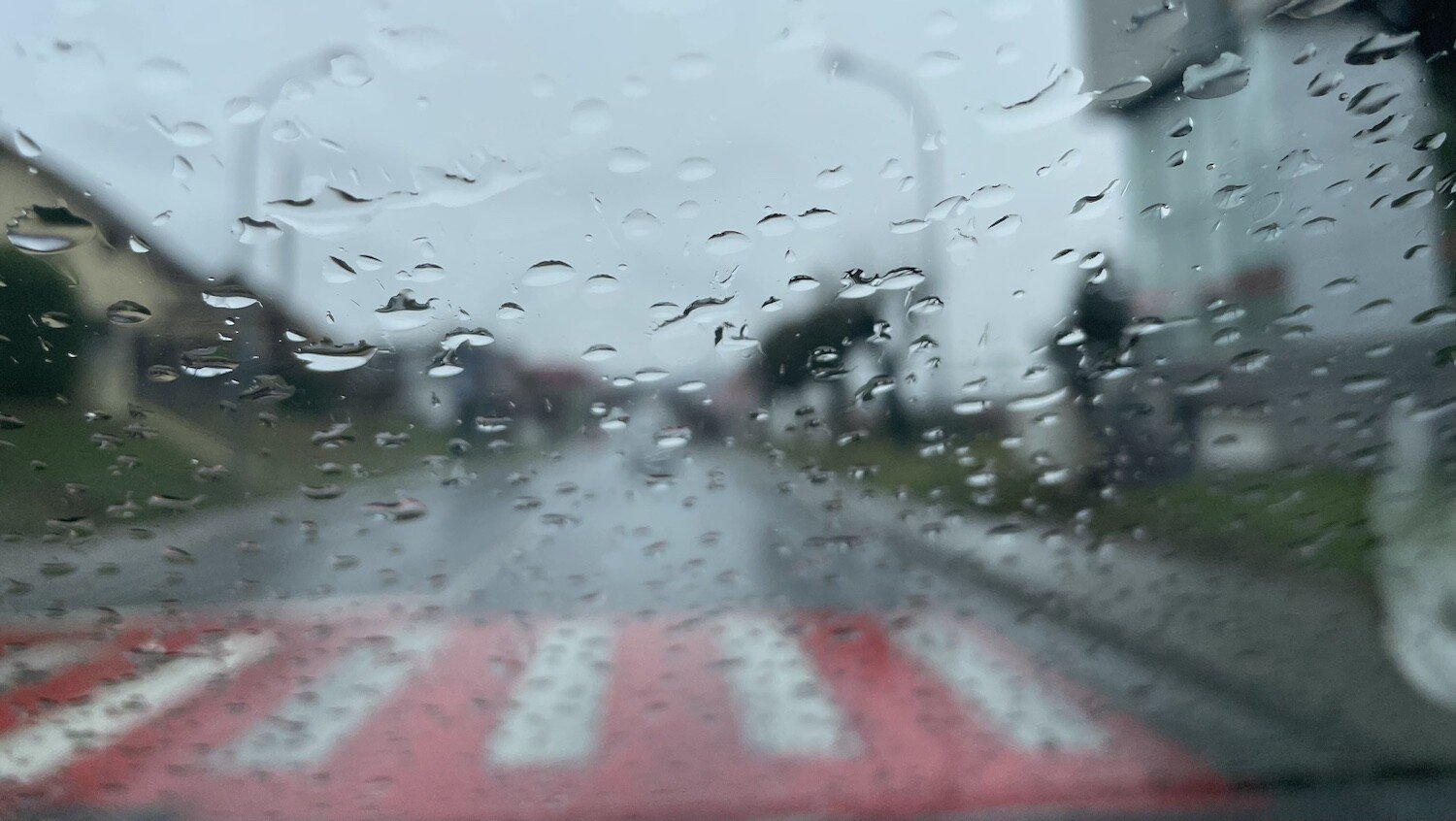 Cod portocaliu de vreme rea, atenție la trafic!