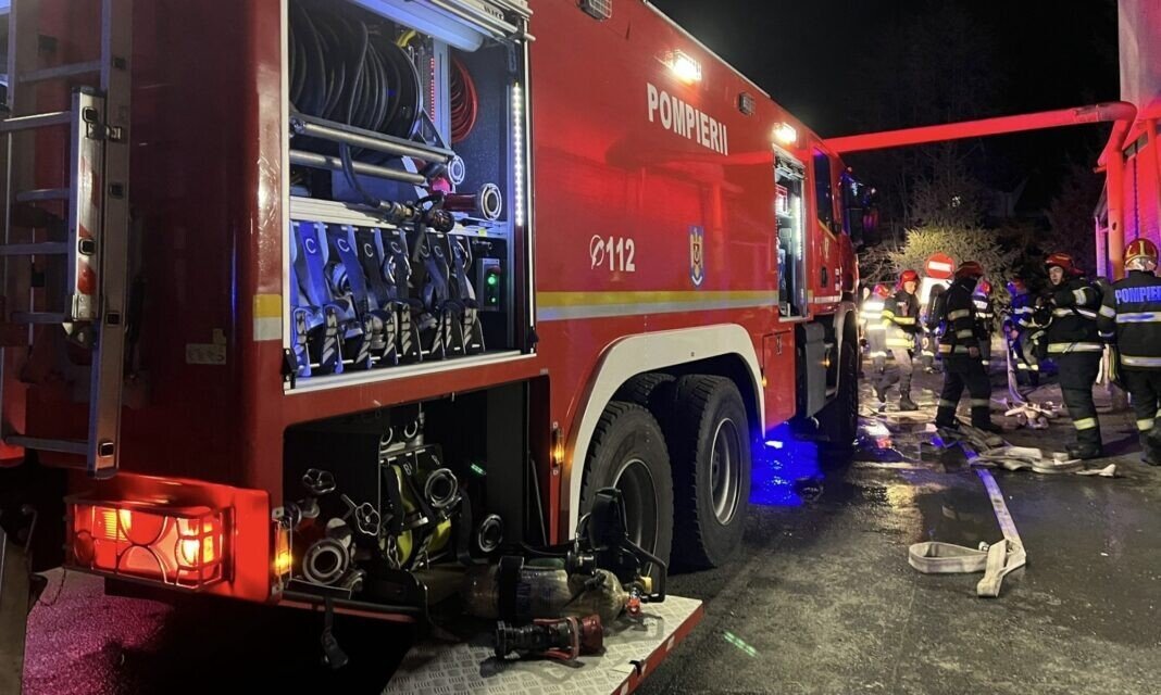 8fd074d7-feb0-4105-b594-38adc3591778-1