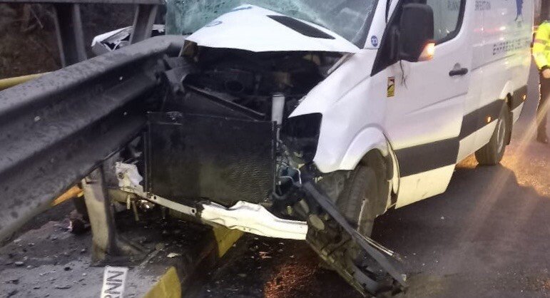 0f16b2d6-174b-429c-8ff1-b8fd87039e6b-1