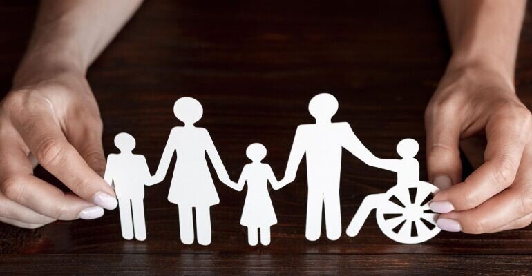 asistenta_sociala_0-770x400