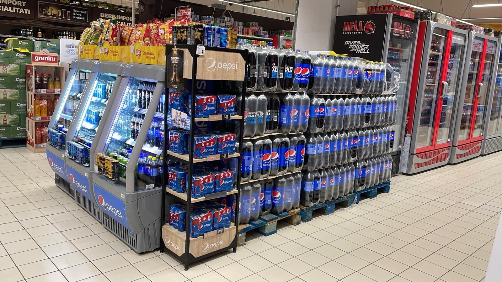 Războiul giganților Carrefour și PepsiCo ajunge în România. Ce se va întâmpla?