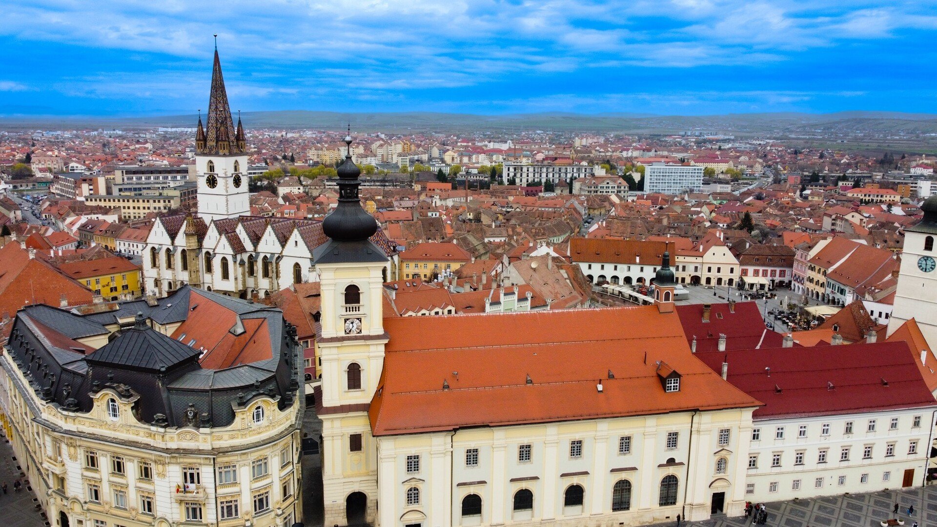 Vreme schimbătoare la Sibiu. Când scăpăm de ploi?