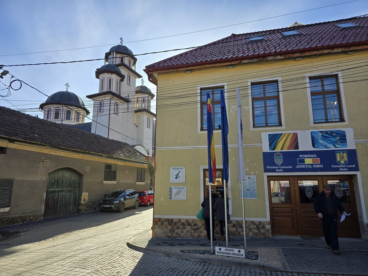 Vedere panoramică a satului Sadu, candidat la titlul de Sat European de Tineret 2027