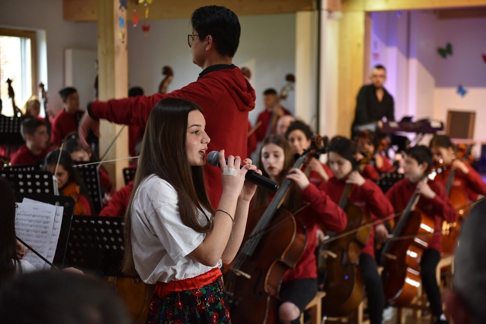 12 ani de realizări ale Asociației Elijah – un pilon al ajutorului social și educațional în comunitățile de pe Valea Hârtibaciului