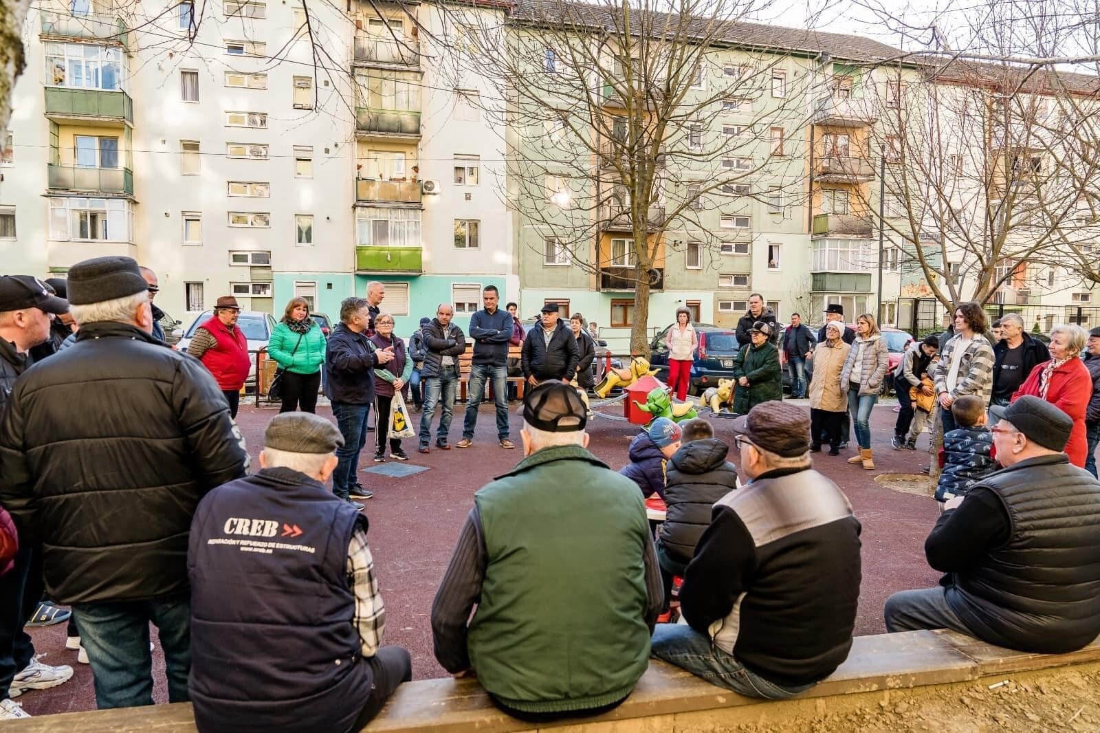 MEDIAȘ: Cartierul După Zid cu rețele noi de apă, canal, dar și drumul refăcut