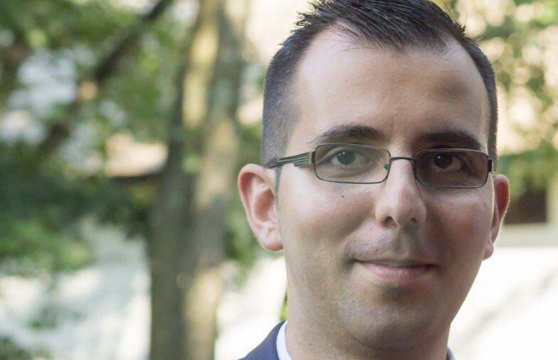 9bdf56d3-cf98-449e-886c-d90dab8fff1a-1