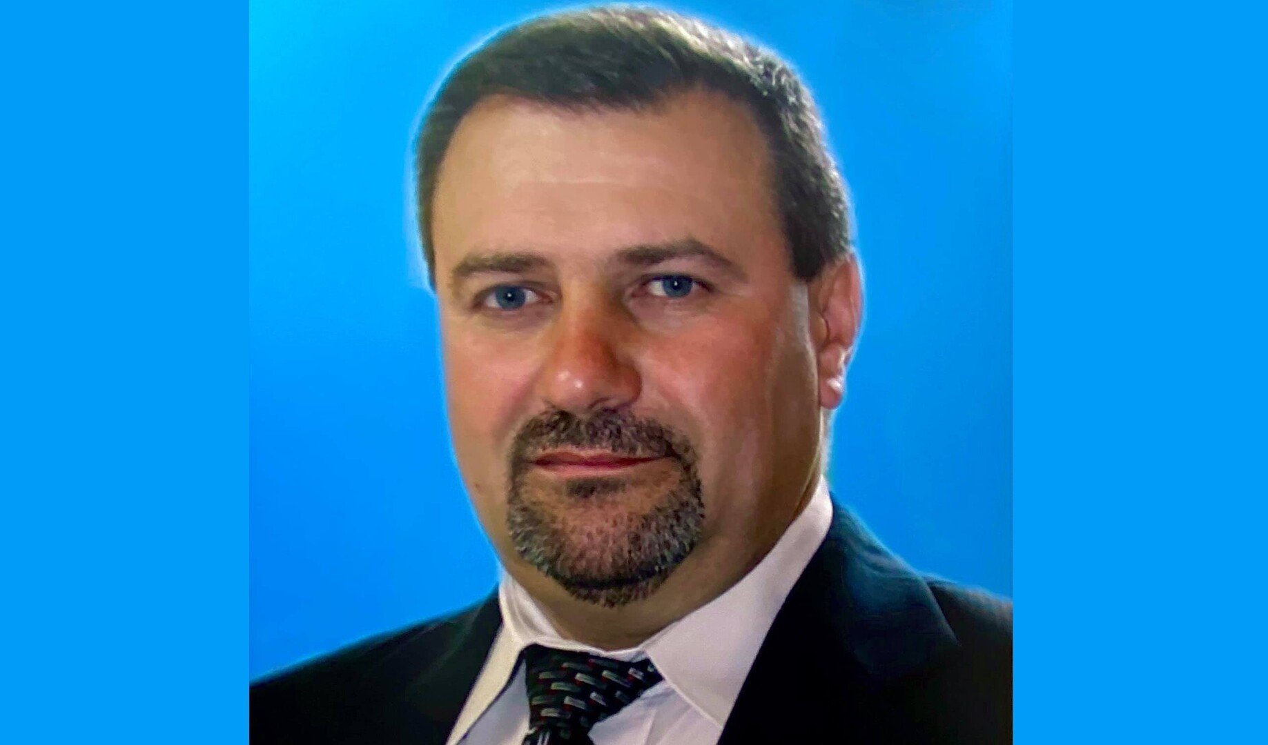 Sorin Cîrtan discută despre proiecte finanțate GAL pentru comunitatea din Cârțișoara.