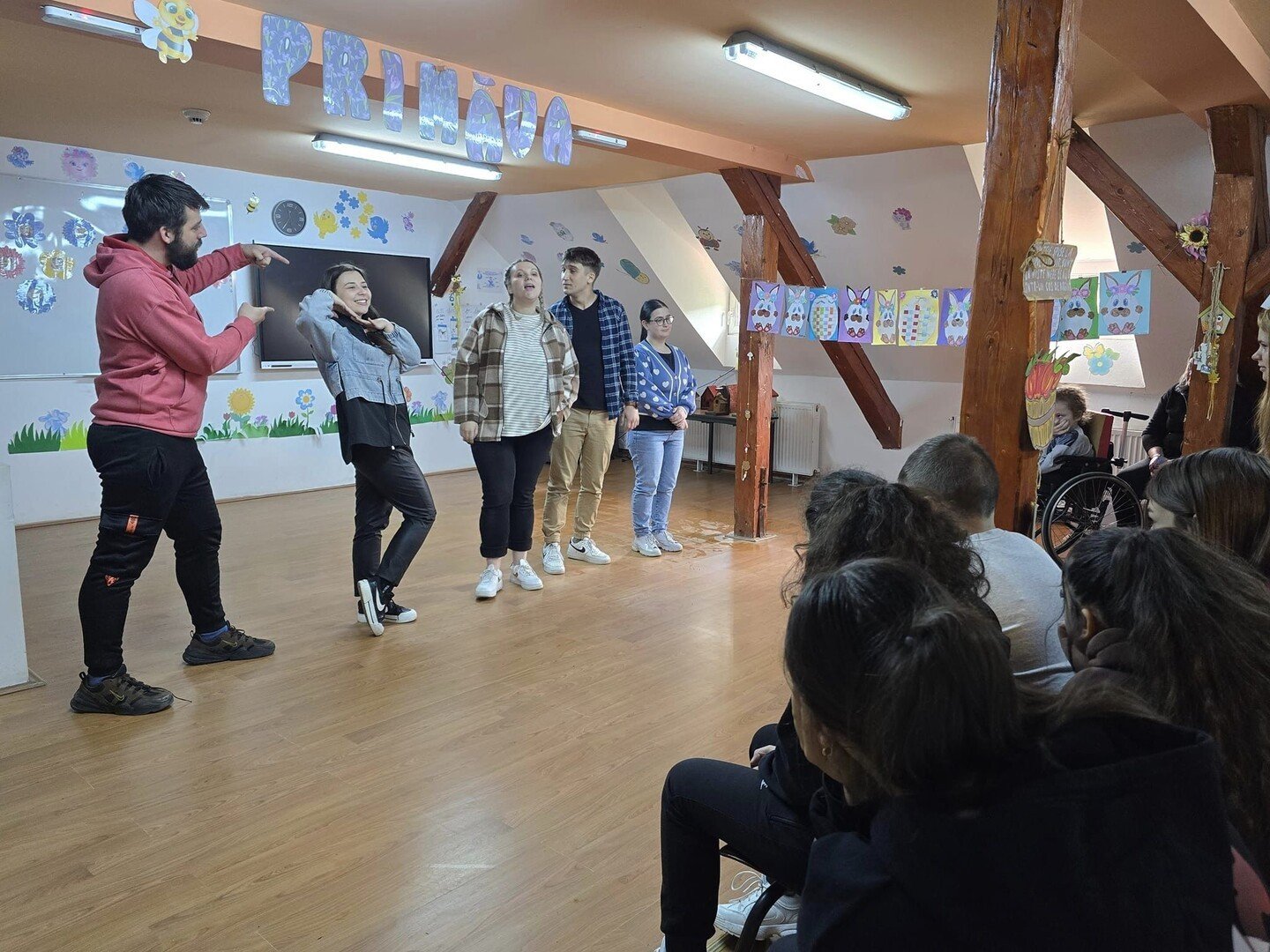 Spectacole cu tematica bullying-ului și împotriva consumului de droguri pentru tinerii sibieni