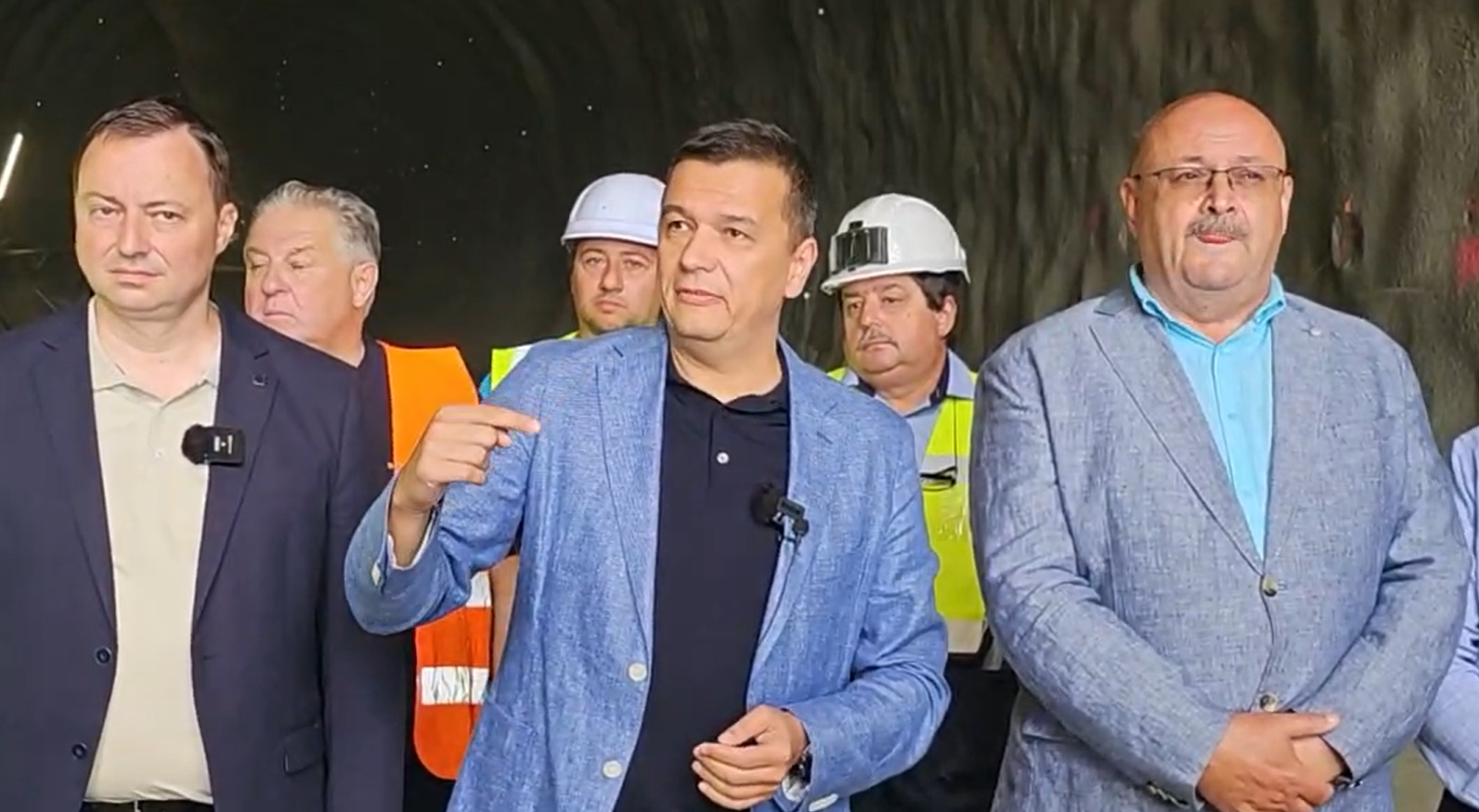 Grindeanu anunță că lucrările la tronsonul 4 al autostrăzii Sibiu – Piteşti au ajuns la 45%. Termenul final pe acest tronson e 2027
