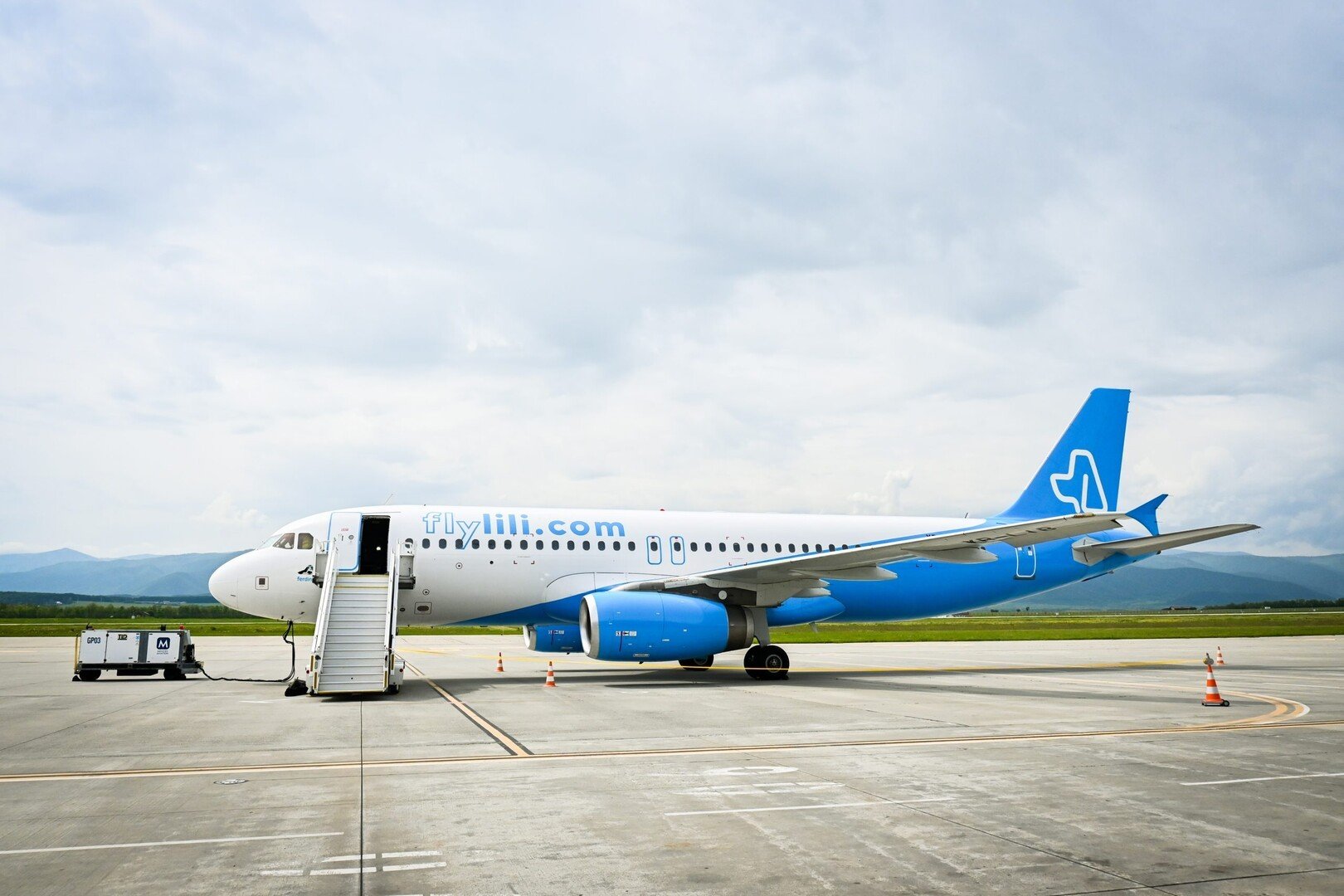 Compania aeriană Fly Lili suspendă temporar vânzarea biletelor pentru zborurile din Sibiu