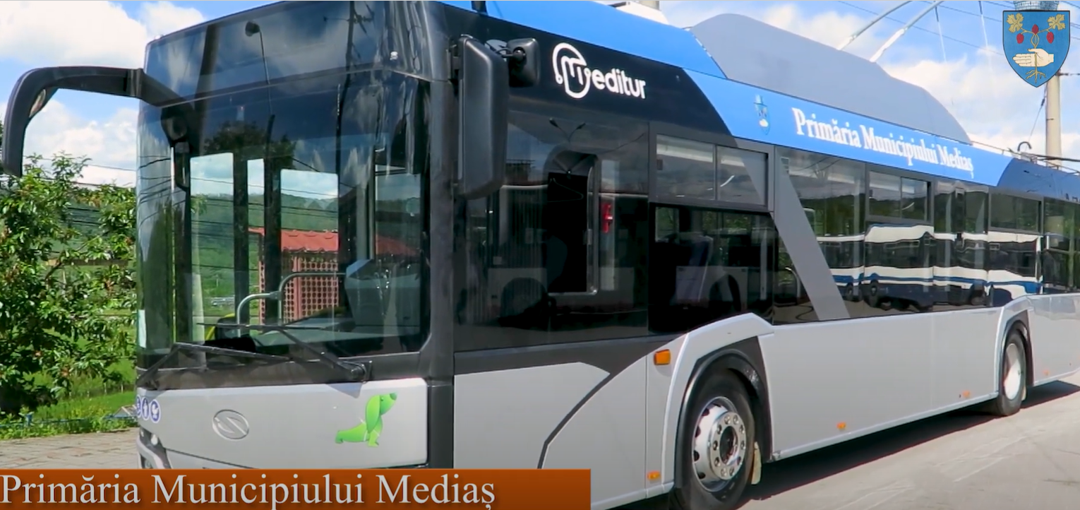 Transport public gratuit pentru elevii medieșeni